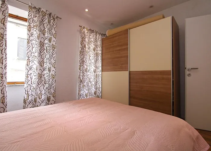 아파트 Adnan 2229 *