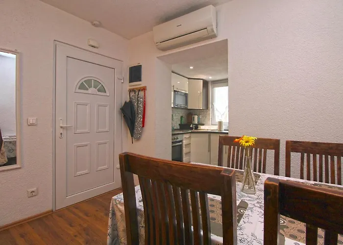 아파트 Adnan 2229 *